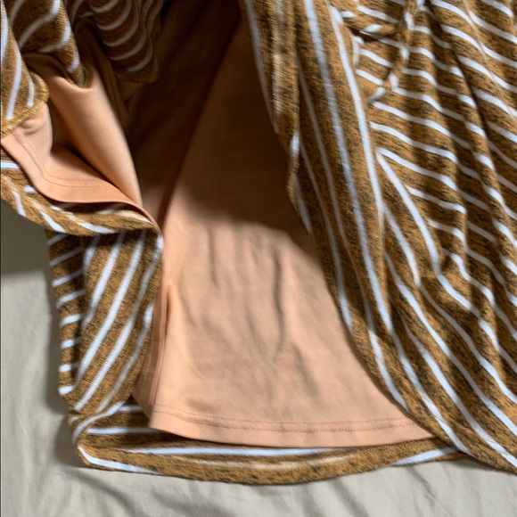 Nimi K Striped Long Sleeve Dress - Picture 3 of 4